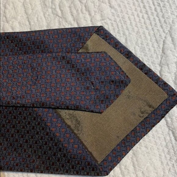 Perry Ellis silk tie - Picture 3 of 6